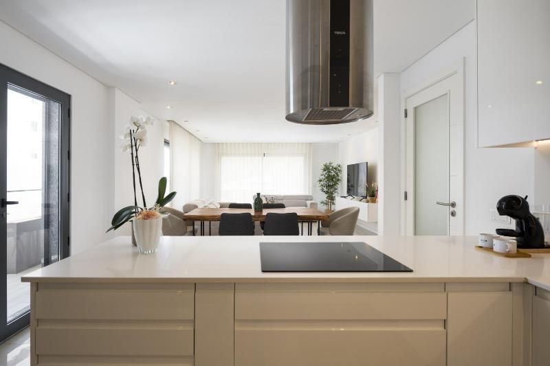 Casa Giao - Modern Apartment by HD - image 13