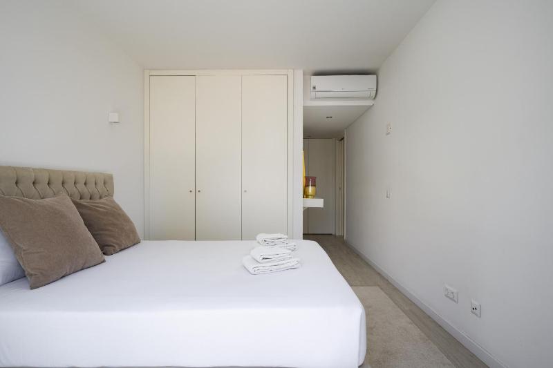 Casa Giao - Modern Apartment by HD - image 12