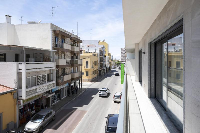 Casa Giao - Modern Apartment by HD - image 9