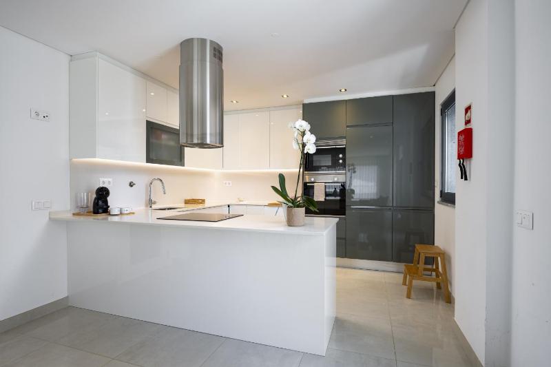 Casa Giao - Modern Apartment by HD - image 11