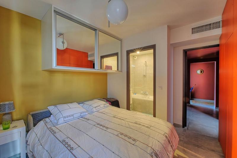 Lovely 4-Bedroom Family Apartment in Central Nice - image 2
