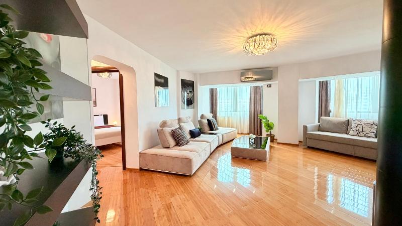 Bright 2BR Apartment in Central Bucharest - Near Unirii Blvd - image 11