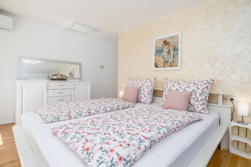 Holiday house Little Oasis Krk - image 36