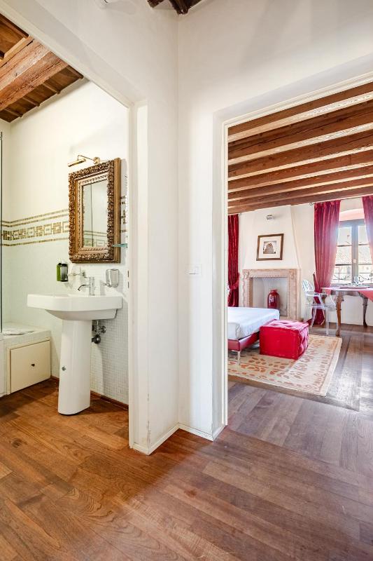 Truly Verona - Delle Erbe suites - image 8