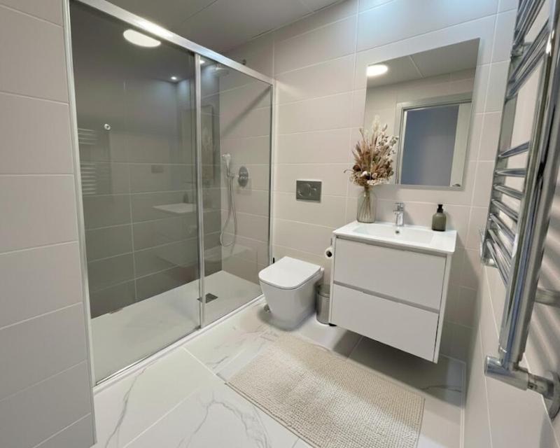 Eagle Tower Benidorm - EAGLE VIEW - 3 bedrooms - image 33