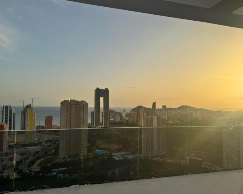 Eagle Tower Benidorm - EAGLE VIEW - 3 bedrooms - image 4
