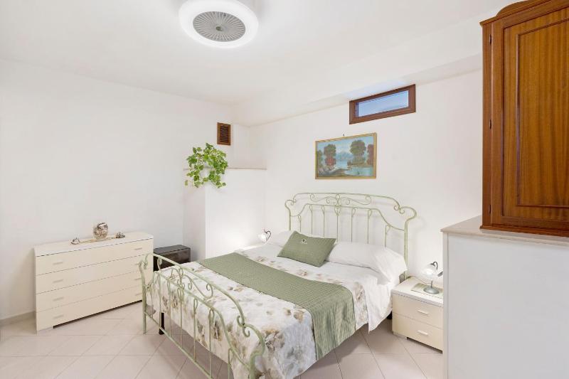 Ulivello House Sea View - image 12