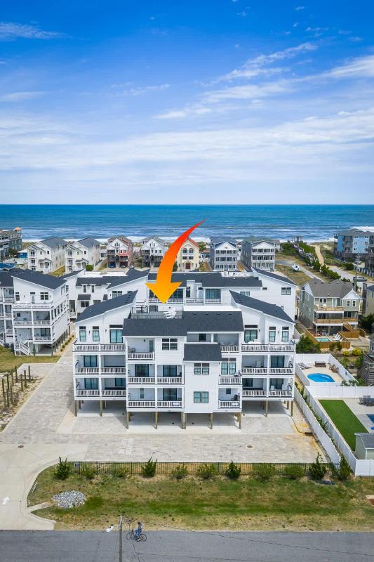 Brand New Luxury Townhome Close to Beach with Pool - image 49