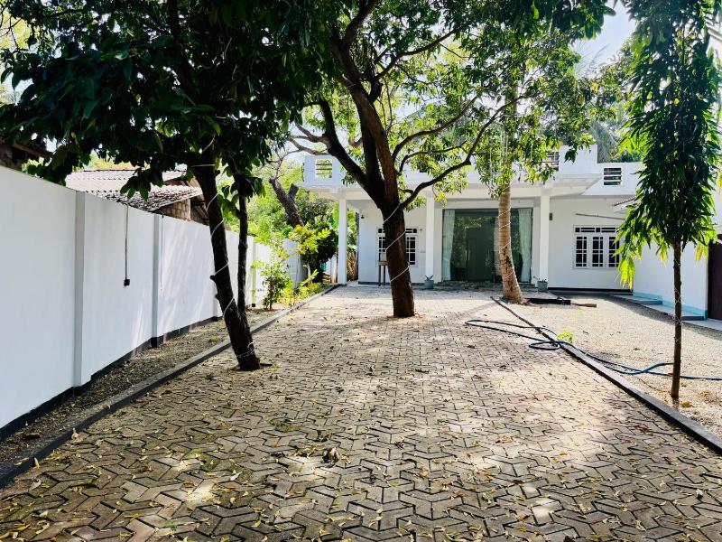 JAY Heish Villa & Travels - image 21