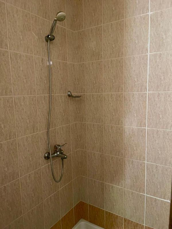 Evans Apartment - image 16