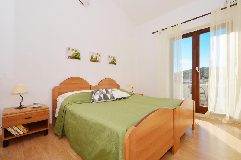 Apartments with panoramic views and a balcony perfect for enjoying the sunset - image 21