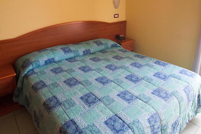 Double Room with Private Bathroom image 3