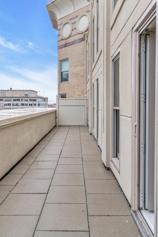 Centrally located Furnished Apt in Penn Quarter apts - image 5