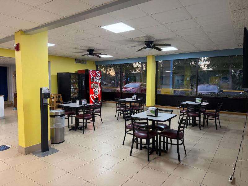 Days Inn by Wyndham Jacksonville Airport - image 23