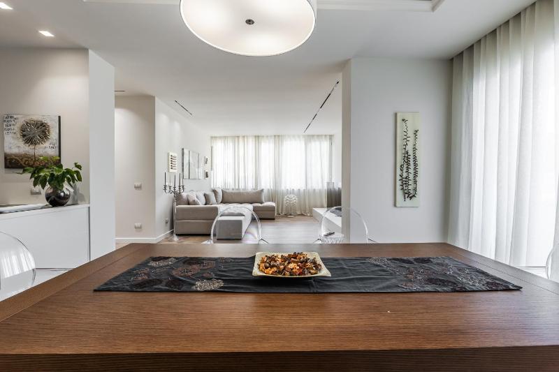 Casa Lumniere By Premium Selection - image 7