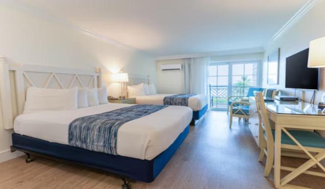 Tween Waters Island Resort & Spa - image 17