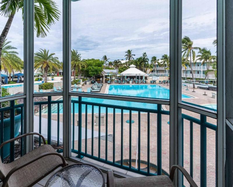 Tween Waters Island Resort & Spa - image 20