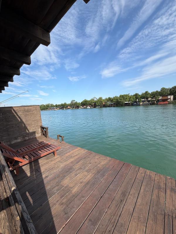 Sara Riverside Cottage - image 16