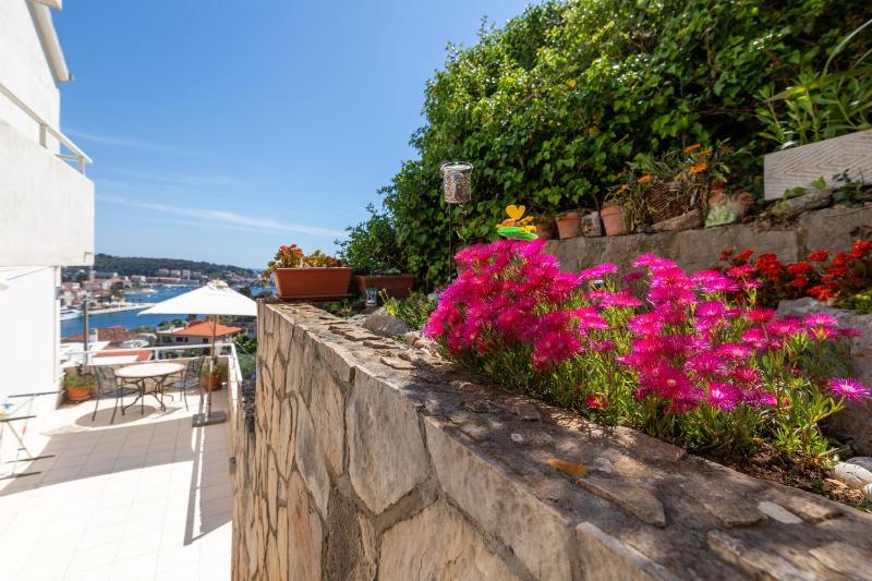 Apartments with parking space Hvar - 25144 - image 28