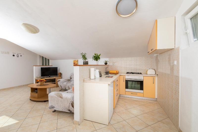 Apartments with parking space Hvar - 25144 - image 16