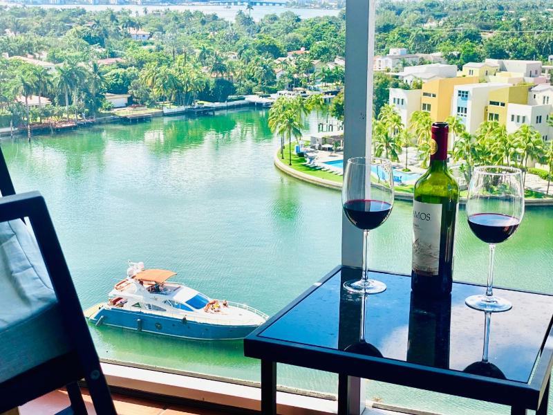 Ocean & Bay Views 2BR 2BA Beach Condo! Parking - image 2