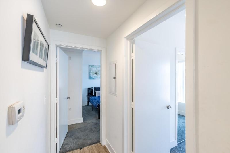 Fully furnished 3BR Apartment on Poinsettia Pl apts - image 9