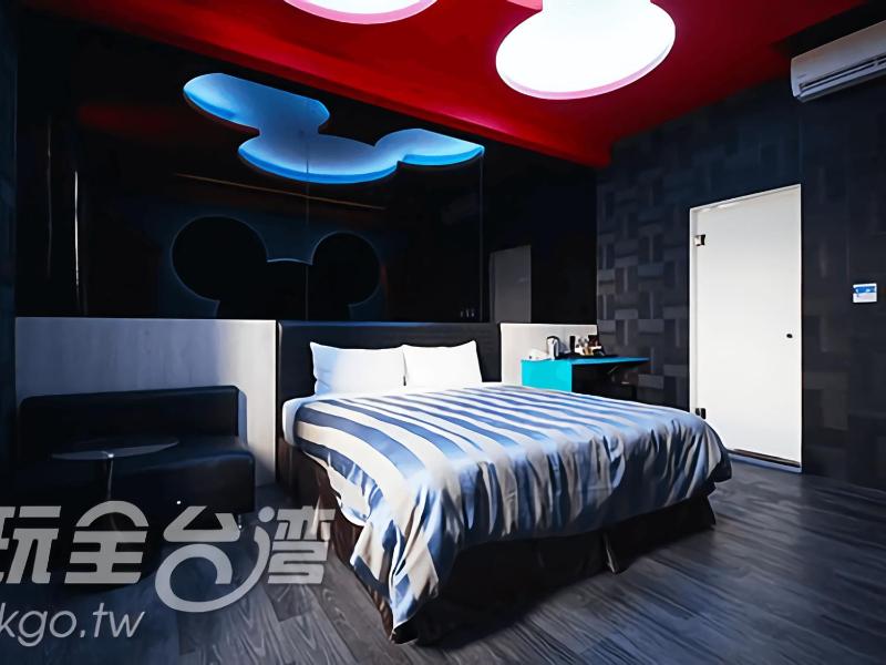 CoCo Motel Boutique - image 29