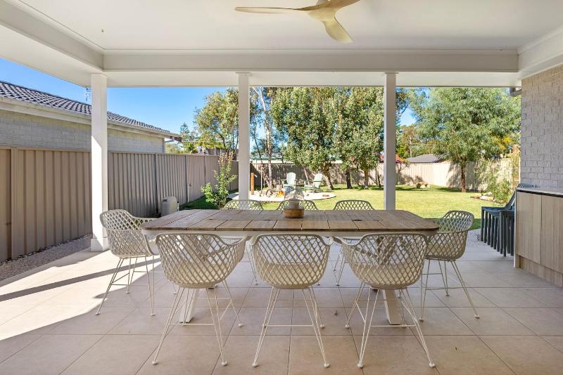 Poppy's - Fire Pit - 4 Mins Walk to Beach - image 20