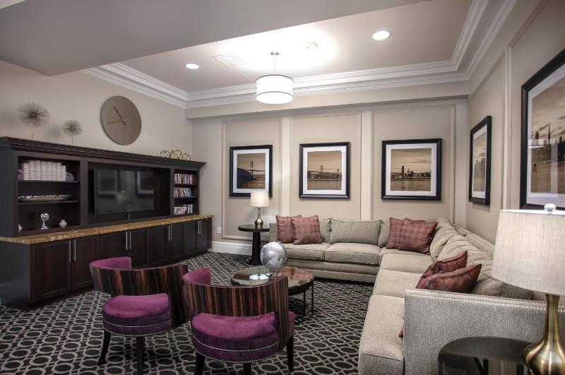 Canterbury Resort 1BR Apartment - image 16