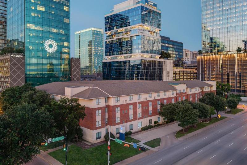 Hyatt House Dallas Uptown - image 1