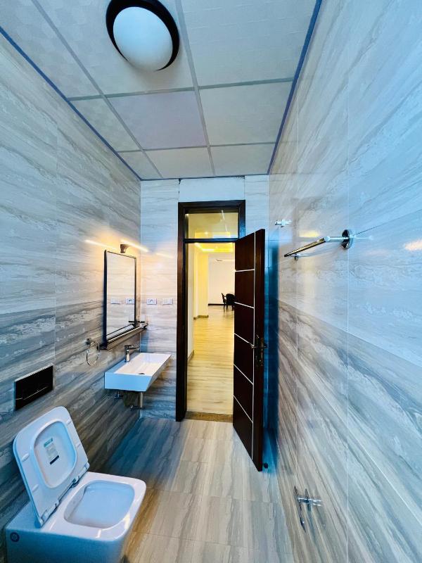 stay grandly Bisrate Gabriel Luxury Long-Term 3BR Apartment - image 6