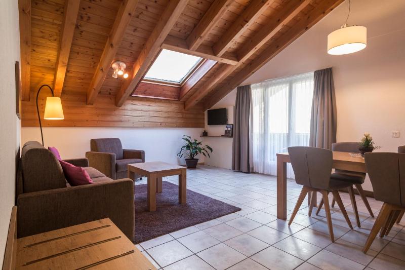 One-Bedroom Apartment with Balcony image 4