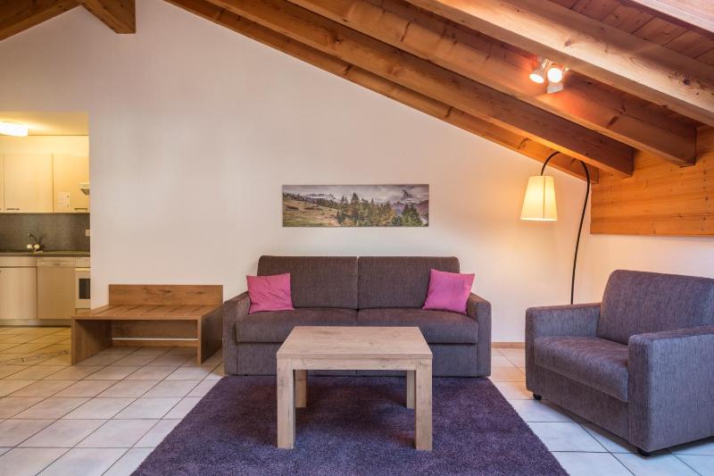 One-Bedroom Apartment with Balcony image 2