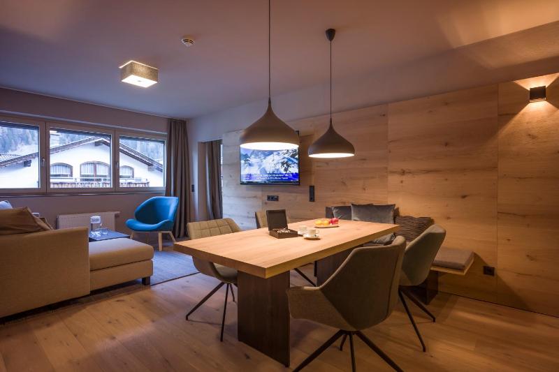 Two-Bedroom Apartment image 4