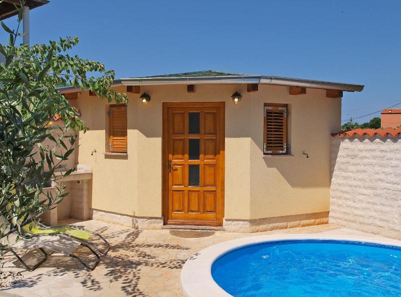 House Bojan 801 - image 23