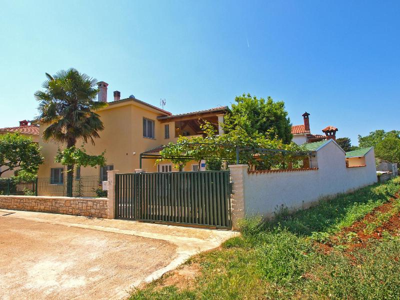 House Bojan 801 - image 34