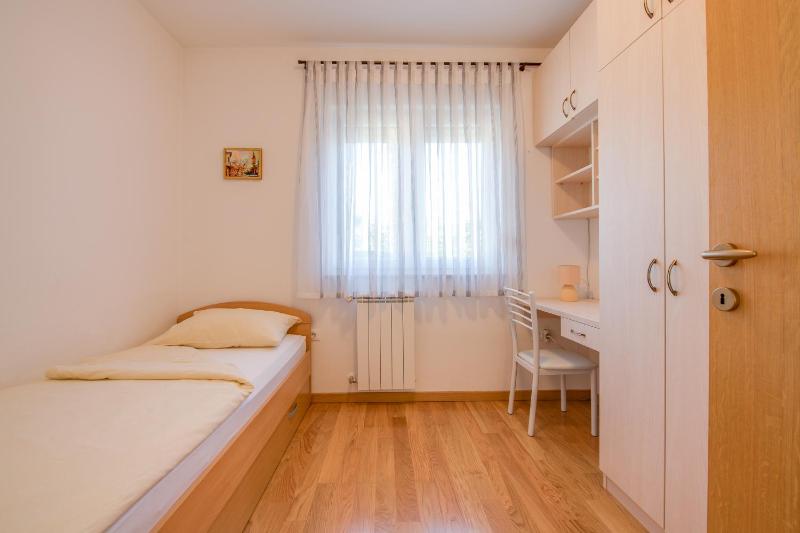 House Bojan 801 - image 24
