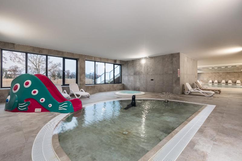 Sunday Klimatyzowany Apartament z Parkingiem i Balkonem oraz SPA by Noclegi Renters - image 24