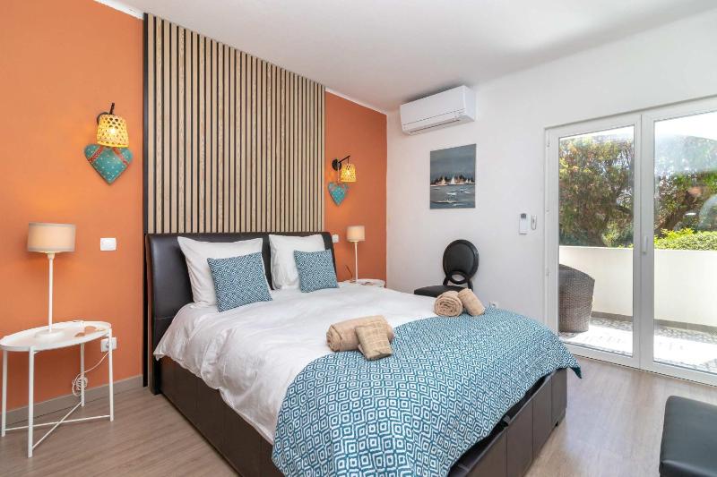 Casa Moinho - Stylish 2 bedroom townhouse Carvoeiro - image 13
