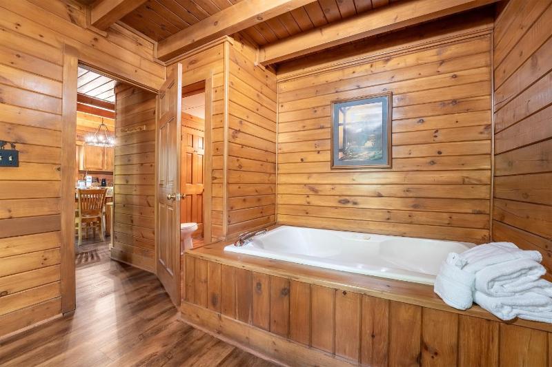 ER74 - Gerrald's Chalet - image 50