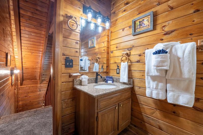 ER74 - Gerrald's Chalet - image 39