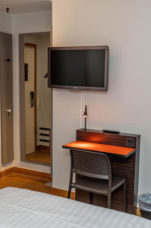 Comfort Hotel Malmo - image 30