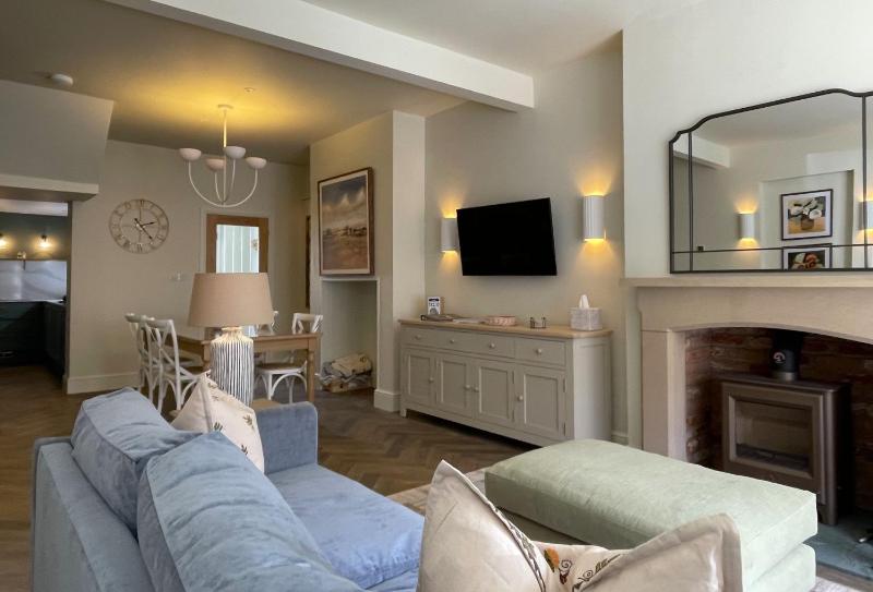 Wordsworth Cottage - image 22