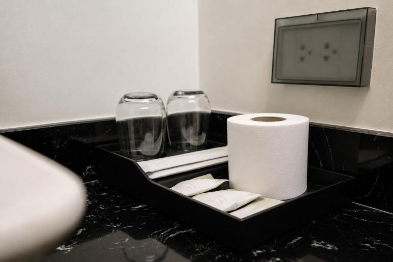 The Wang Yaowarat Hotel - image 10