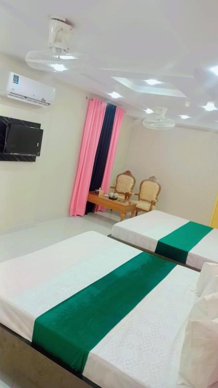 Hotel Galaxy Razidor Multan - image 11