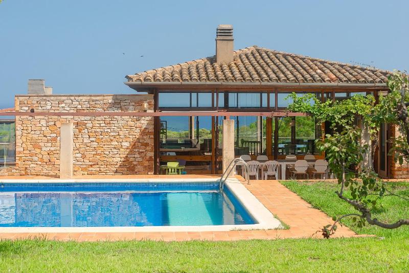 WELCS CASA 361 PDA con piscina privada y jardin en Begur - image 1