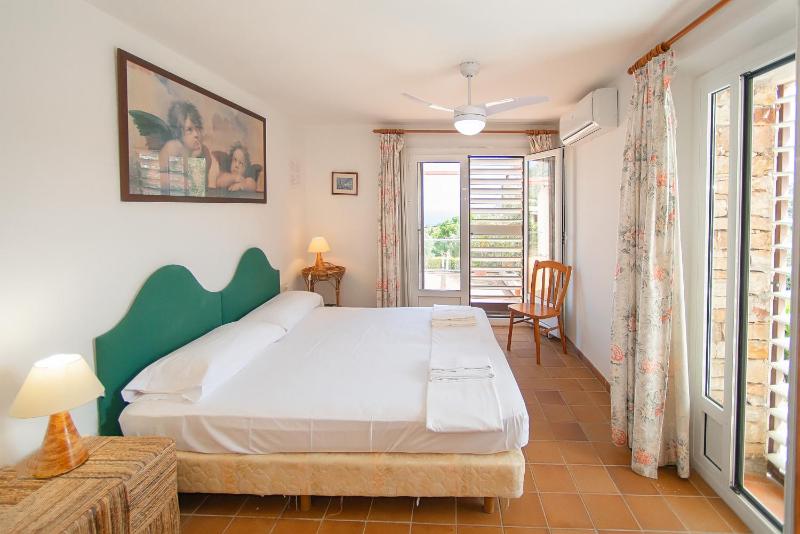 WELCS CASA 361 PDA con piscina privada y jardin en Begur - image 39