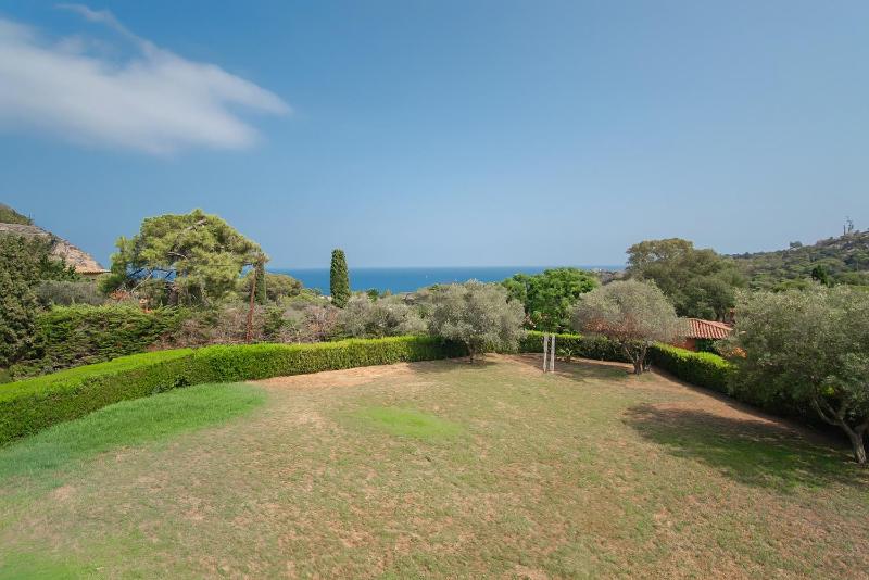 WELCS CASA 361 PDA con piscina privada y jardin en Begur - image 10