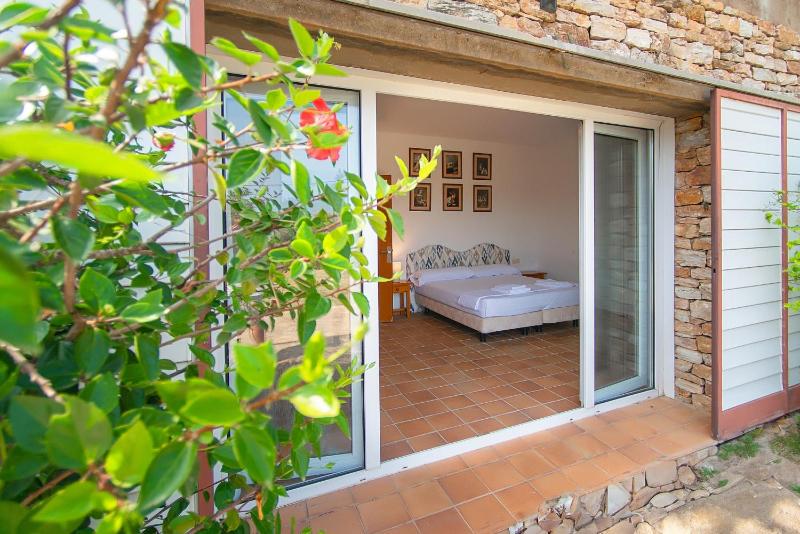 WELCS CASA 361 PDA con piscina privada y jardin en Begur - image 13