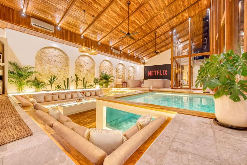Villa Lima 8BDR Jacuzzi Sauna Ice-bath Cinema - image 8